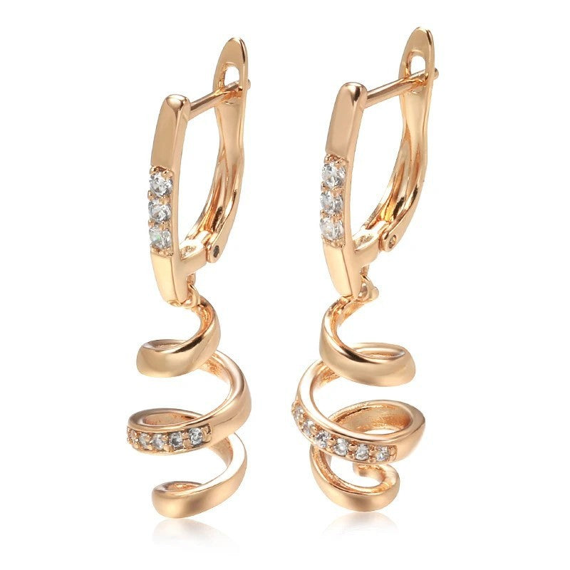 Women's Elegant D-shaped Earrings